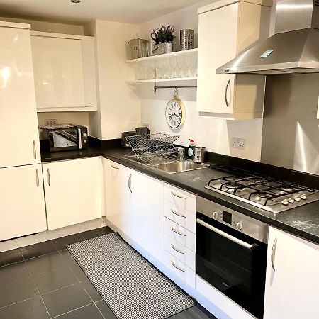 2 Bedroom Apartment Near Olympic Park With Free Parking Londra Esterno foto